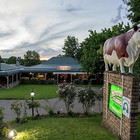 Rest Point Motor Inn Glen Innes Exterior photo