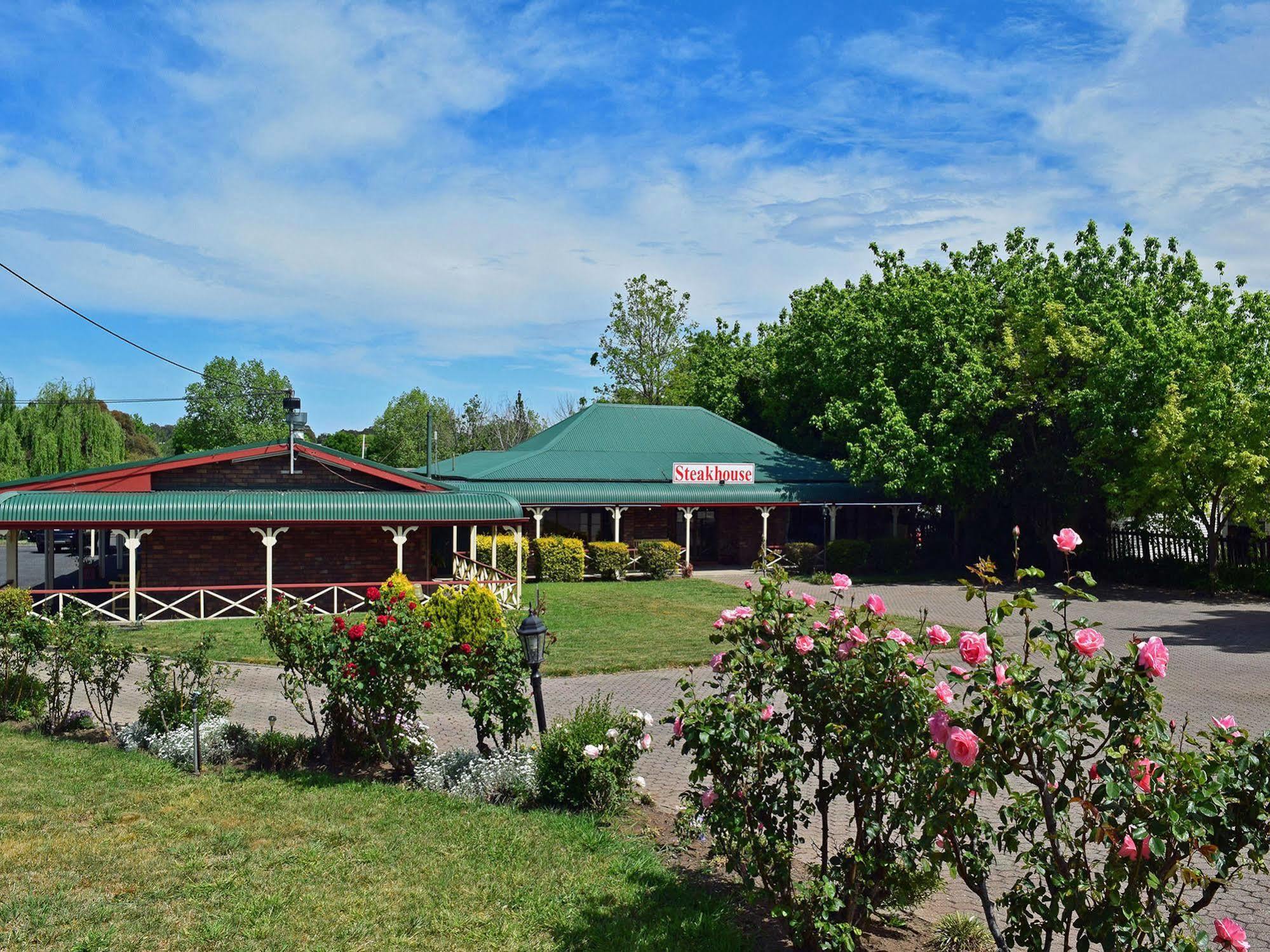 Rest Point Motor Inn Glen Innes Exterior photo